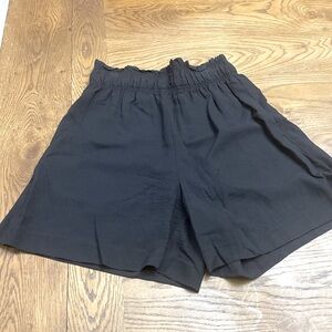 H & M Cute Black Shorts. *** BUNDLE 2 for $25 ***